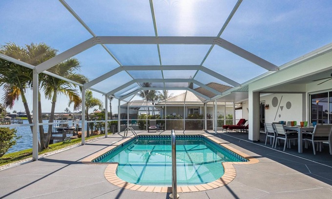 Burnt Store House | Southern Exposure with Heated pool - Villa Nature View - Roelens Vacations