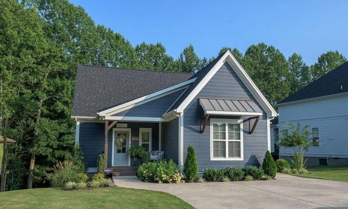 Dickel Cottage | Southern Living Lakeside Cottage -- Tims Ford Lake