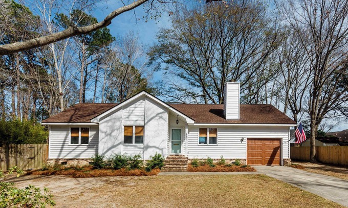 Mount Pleasant House | Southern Serenity, Fenced in Yard, Pet Friendly