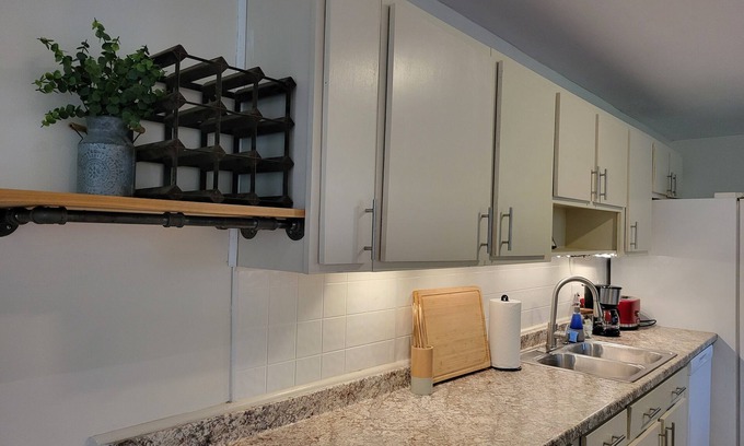 Jacksonville House | Southern Solace: relaxing 3-bedroom house in Jacksonville NC