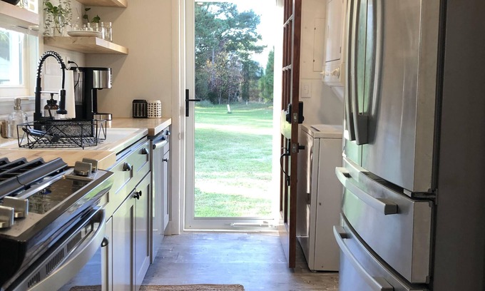 Onancock Cottage | SOUTHSIDE COTTAGE ~No Cleaning Fee~