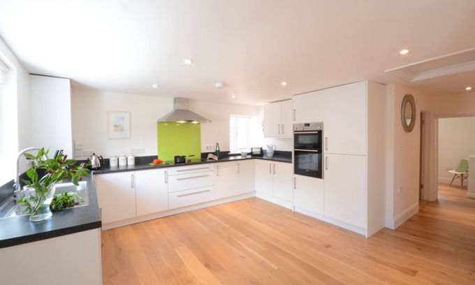 Southwold Cottage | Southwold Arms Apartment