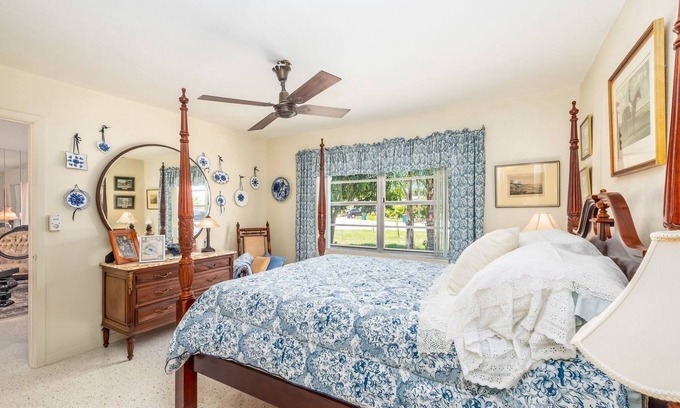 Melbourne House | space coast central Florida safe private family getaway beach pool golf boating