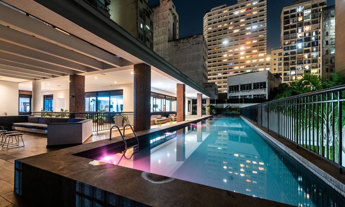 Republica Apartment | Space & Comfort in the Center 600MB Fiber Internet and Garage