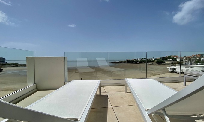 Pontaillac Apartment | Spacieux Duplex vue mer Avec Terrasses : Pontaillac