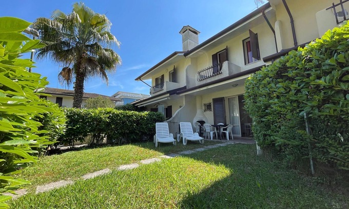 Porto Santa Margherita Villa | Spacious villa with garden and pool