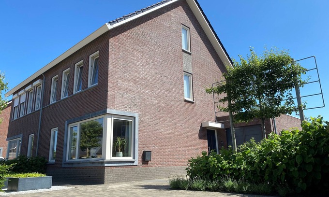 Arnemuiden House | Spacious 2/1 detached house Walcheren