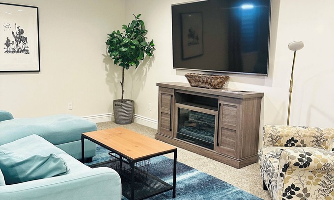 West Jordan Apartment | Spacious 2 Bed/1 Bath Basement Getaway - Sleeps 6