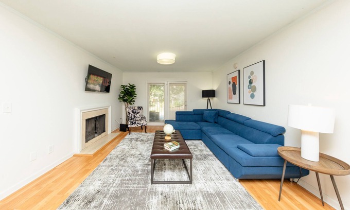 West End Apartment | Spacious 2bd/2bath w optional private parking/sleeps up to 8