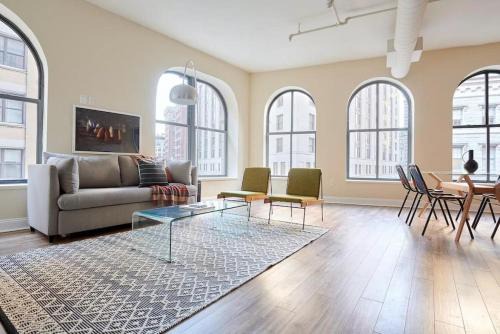 Boston Financial District Apartment | Spacious 2br FIDI District Centrally Located