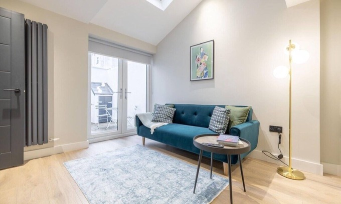 Queens Quarter Apartment | Spacious 2BR in Queens - Parking