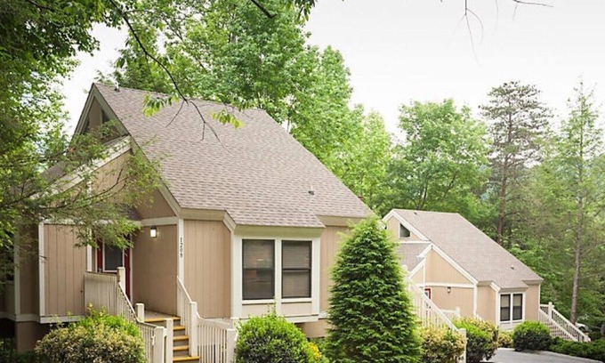 Gatlinburg Resort | Spacious 2BR Townhome at MountainLoft Gatlinburg