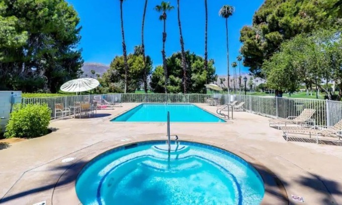 Thousand Palms House | Spacious 3 bdrm TOWNHOUSE with the BEST MOUNTAIN & GOLF COURSE VIEWS!!!