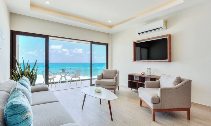 Centro - Supmza 001 Apartment | Spacious 3-Bedroom Apartment in Fabulous Isla Mujeres