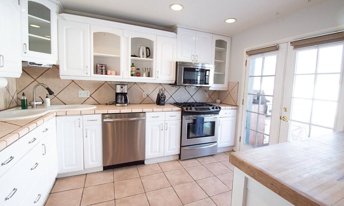 Barths House | Spacious 3B2B + Loft