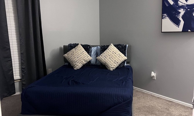 Mitchell Condo | Spacious 3bd/2bath Condo