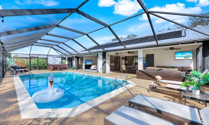 Willoughby Acres House | Spacious 3BD vacation Retreat w/Pool, lanai & Hot Tub- Near Beaches by Elevated Escapes Group