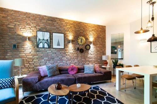 Piasek Południe Apartment | Spacious 3BR apartment with AC in living room, 2 balconies