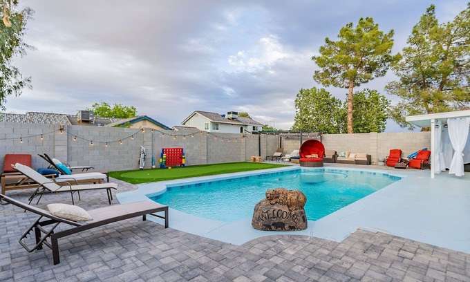 Provinces Master Community House | Spacious 4-bedroom house with WiFi and AC in fantastic Chandler