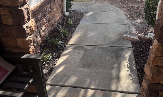 Spring House | Spacious 4-bedroom house in enjoyable Spring with WiFi, AC