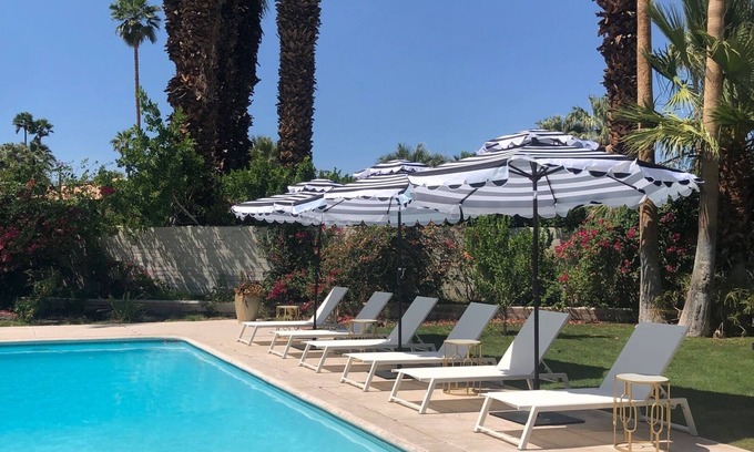 El Mirador House | Spacious 4-bedroom house with Pool and Hot Tub in phenomenal Palm Springs