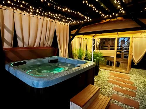 Pomona Apartment | Spacious 4BR Retreat in Pomona with Sauna and Hot Tub