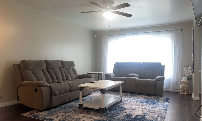 Fort Washington House | Spacious 5-bedroom, 3-bathroom house with a fenced backyard in Fort Washington