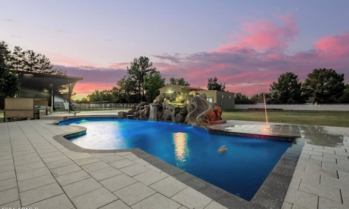 Gilbert House | Spacious 5-bedroom 4.5- bath horse property with 1500 sq .ft. shop, in Gilbert