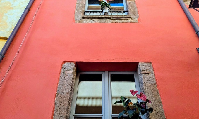 Bosa Historic Centre House | Spacious 6-bedroom house in enchanting Bosa with professional kitchen, A/C