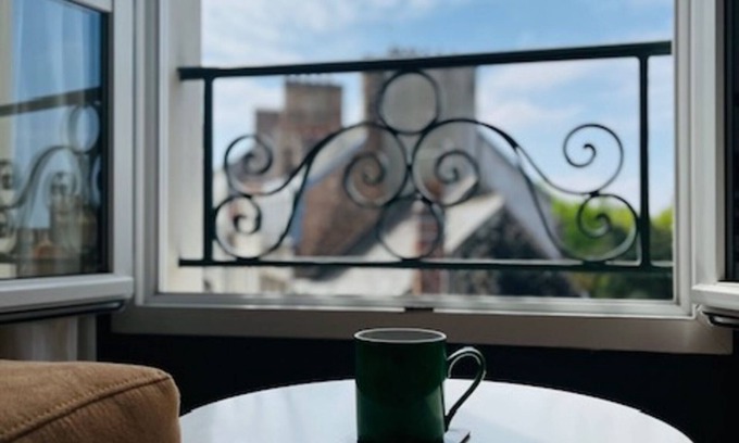 Dernier Sou Apartment | Spacious apartment with free wifi and great views