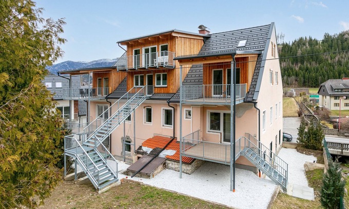Moederbrugg Apartment | Spacious apartment in ski and hiking region