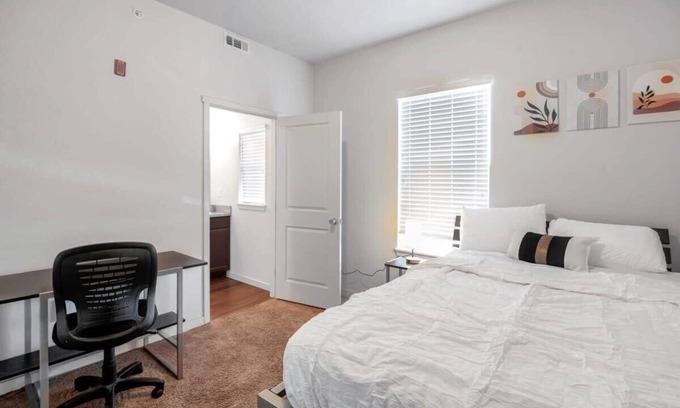 Greeley Apartment | Spacious Apartment in the Heart of Greeley near DT