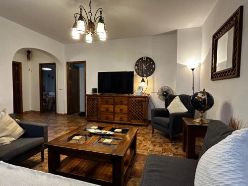 Ardales Apartment | Spacious Apartment with AC and central heating