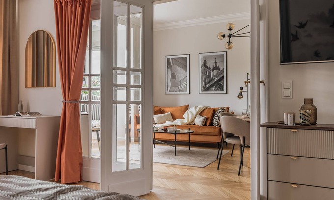 City Centre Apartment | Spacious apartment with a view of Wawel Castle