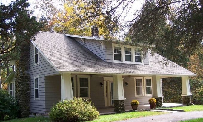 High Falls House | Spacious Arts and Crafts home on 7 acres in High Falls