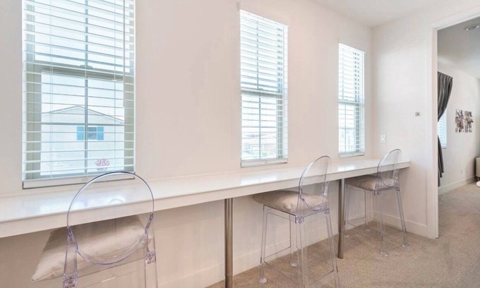 Woodland House | spacious bedroom 5 in pristine & restful home