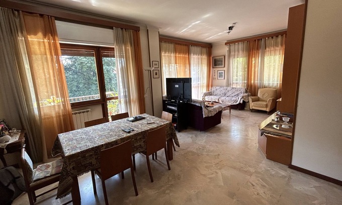 Zona I Val Melaina Apartment | Spacious, bright and well-connected apartment