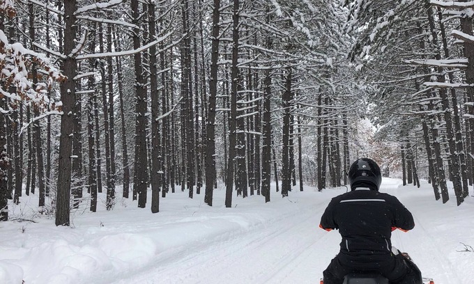 Jim Falls Cabin | Spacious Cabin on the Lake with Wood Burning Fireplace - ATV/Snowmobile trails