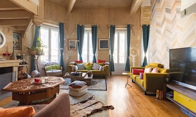 Capucins - Victoire Apartment | 🏡Spacious Duplex near Saint jean train station.🏡