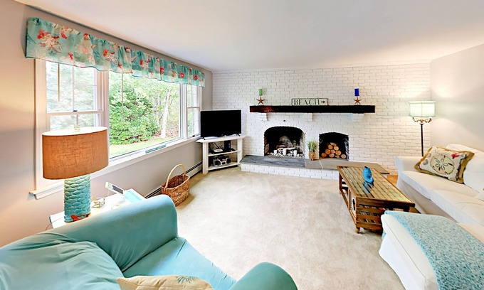 Eastham House | Spacious Eastham Home w/Expansive Deck & Yard - Near Nauset Light Beach