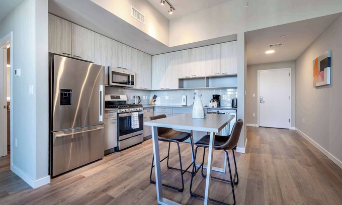 Stamford Apartment | Spacious Harbor Apt with Balcony, Gym and Pool