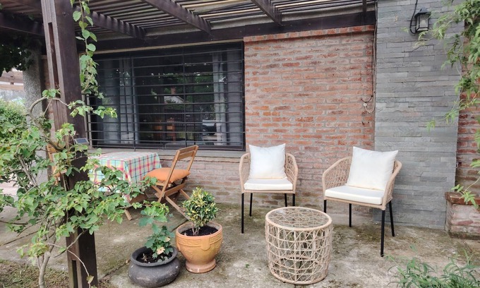 Lomas de Solymar House | Spacious house with garden, steps from the beach and Montevideo.