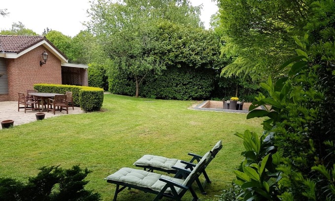 Garderen House | Spacious Holiday Home in Garderen near the Forest