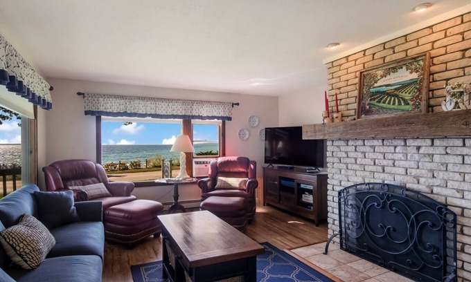 Omena House | Spacious home in Omena. Dog friendly. Short walk to beach.