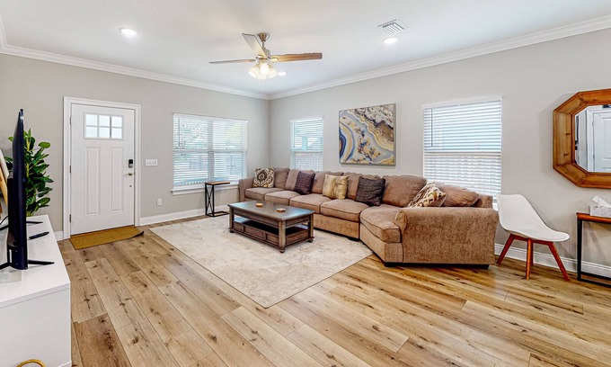 Panama City House | Spacious home with a yard, grill, W/D, and AC - prime location & dog-friendly