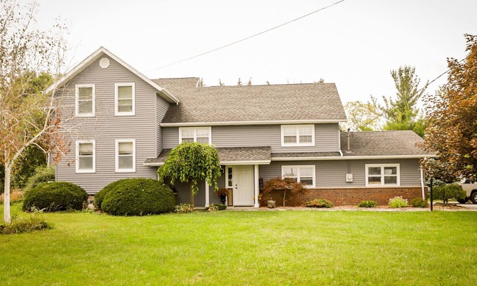 Frankenmuth House | Spacious House in Frankenmuth