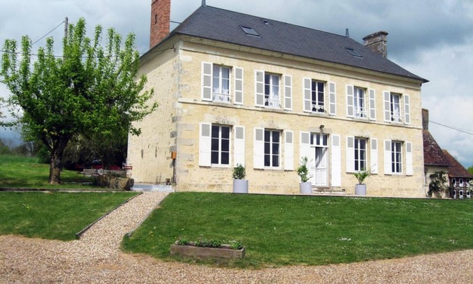 Laleu Cottage | Spacious House with Covered Pool and WIFI in Laleu