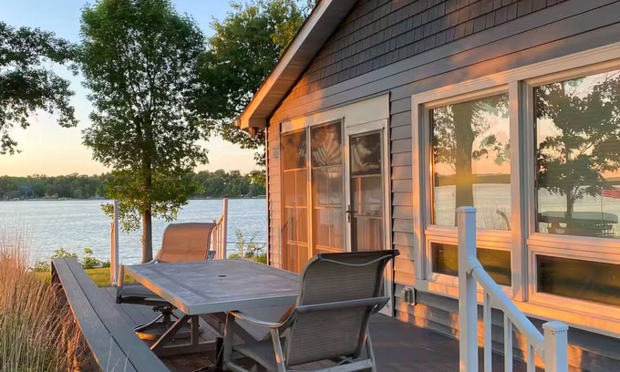Faribault Cabin | Spacious Lake Retreat on Roberds Lake- 4BR, Game Rm, & lake activities.