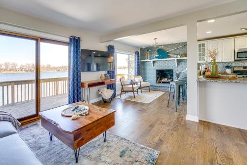 White Lake House | Spacious Lakefront Home in White Lake