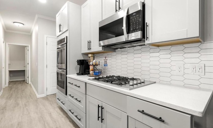 Woodstock House | Spacious lovely 5 bedroom home with alot of amenities, prime location, home theater, pet&longstay ok